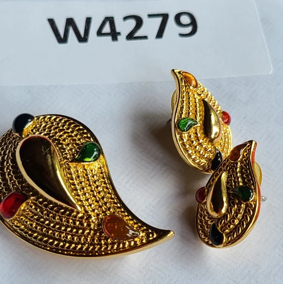 Elegant Gold-Tone Brooch Set Multicolor Accents With Matching Clip On Earrings